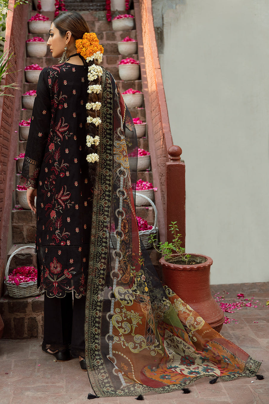 GISELE Mehrma Luxury Lawn Unstitched 3Pc Suit - ABEEHA