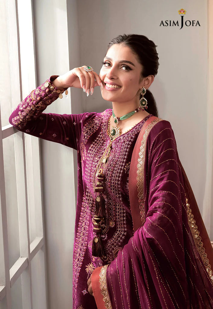 The Ayeza Edit by Asim Jofa Makhmal Royal Velvet 3Pc Suit AJAM-10