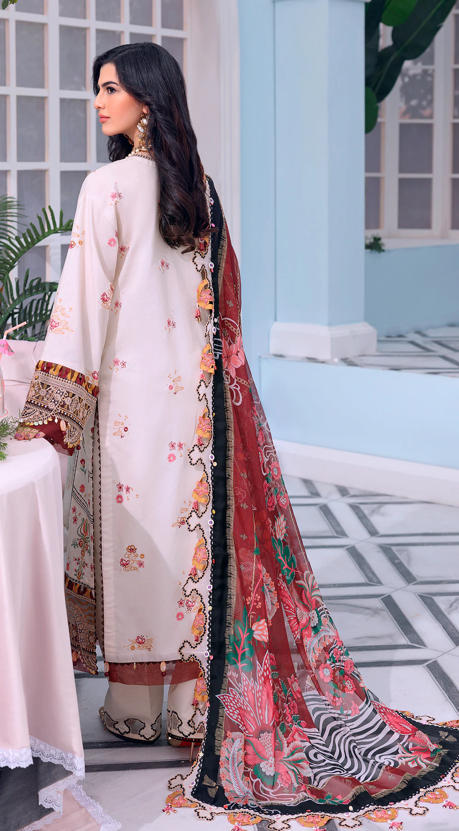 Anaya by Kiran Chaudhry AFSANA Luxury Lawn 3Pc AL22-13 SOHA