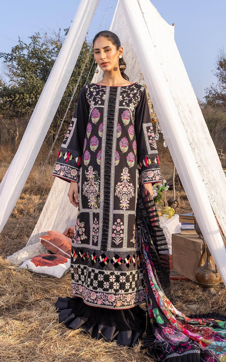 Asifa & Nabeel Aleyna Premium Embroidered Lawn Unstitched 3Pc ASL-01