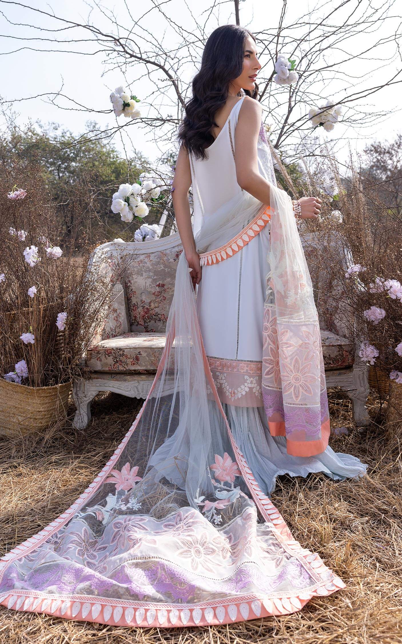 Collapse Asl Asifa & Nabeel Aleyna Premium Embroidered Lawn Unstitched 3Pc ASL-06