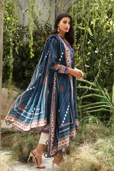 Gul Ahmed Pure Joy of Winter Printed Karandi 3Pc Suit AY-12028 B