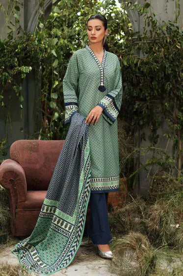Gul Ahmed Pure Joy of Winter Printed Karandi 3Pc Suit AY-12036 B