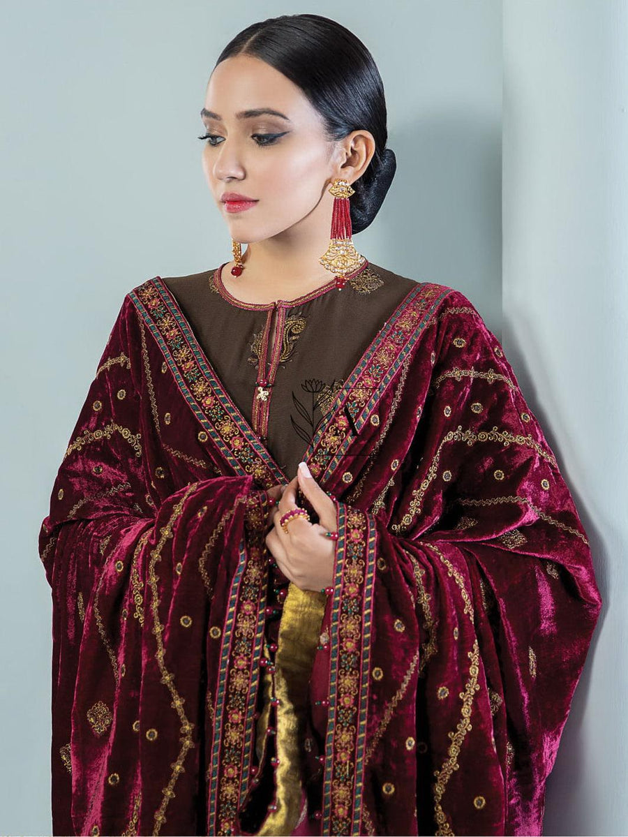Alizeh Fashion Vol-03 Embroidered Chiffon 3Pc Suit D-09 Suri - FaisalFabrics.pk