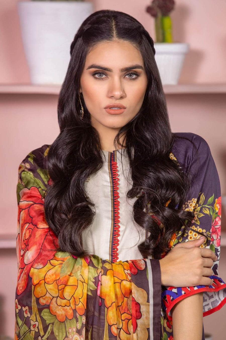 Alkaram Lawn Spring Summer 2020 3Pc Printed Suit SS-20-20-Black - FaisalFabrics.pk