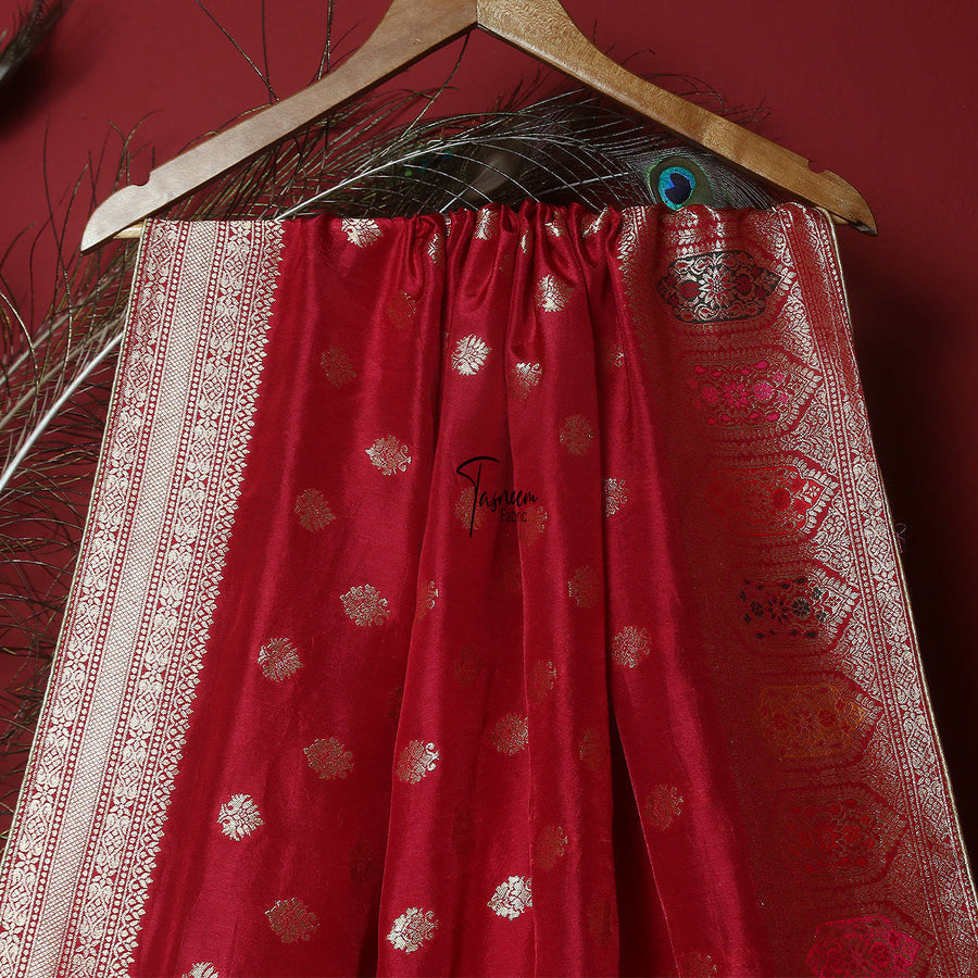 FBDY0002574-Pure Silk Jacquard - Tasneem Fabrics
