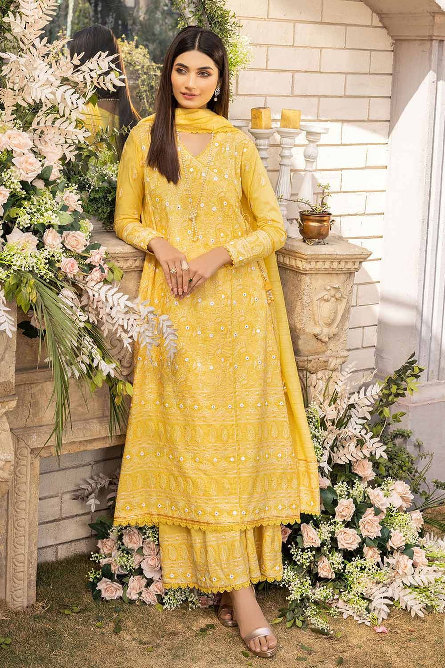 Gul Ahmed Festive Eid Embroidered Lawn Unstitched 3Pc Suit CK-32004