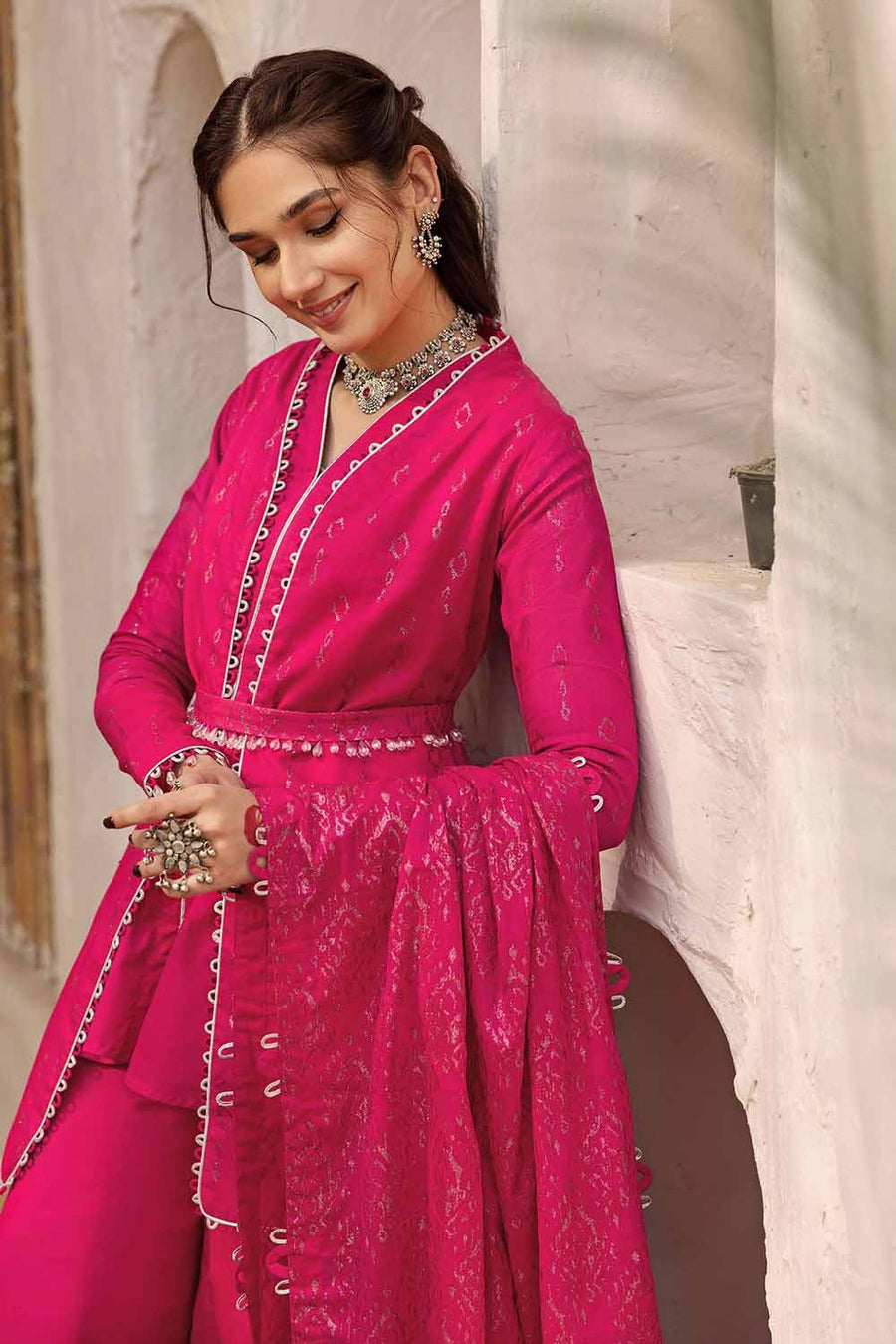 Gul Ahmed Festive Eid Printed Lawn Unstitched 3Pc Suit CL-32414
