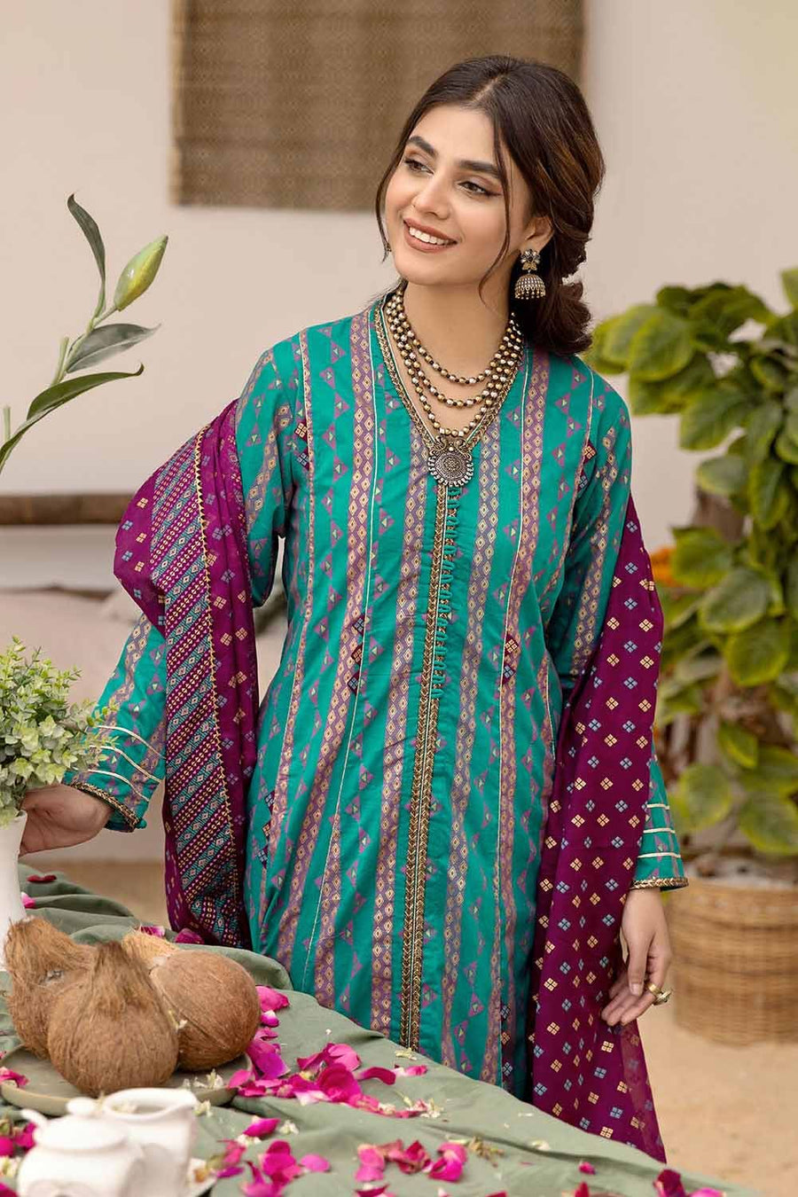 Gul Ahmed Festive Eid Printed Lawn Unstitched 3Pc Suit CL-32418