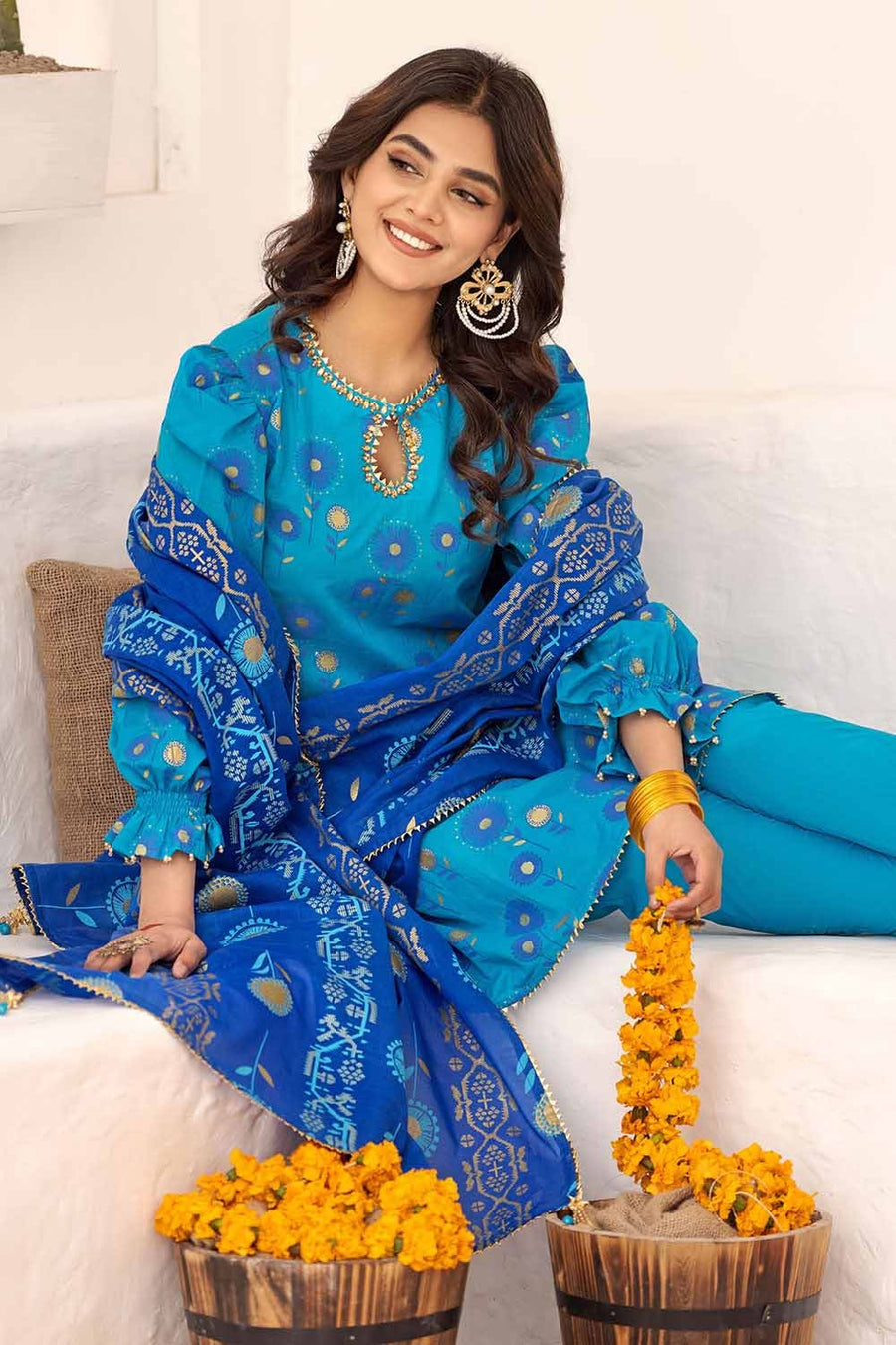 Gul Ahmed Festive Eid Printed Lawn Unstitched 3Pc Suit CL-32420
