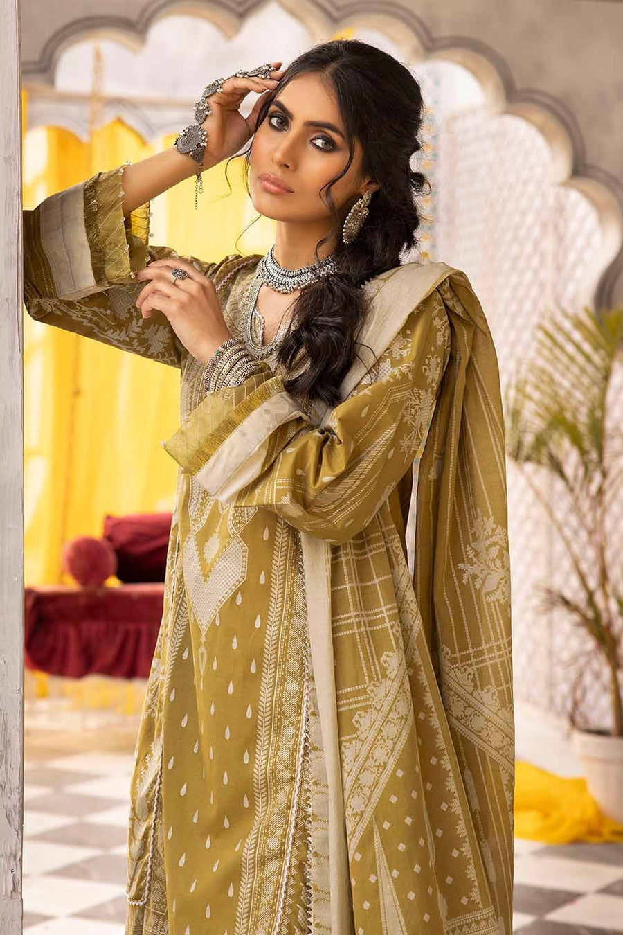 Gul Ahmed Festive Eid Printed Lawn Unstitched 3Pc Suit CL-32538 A