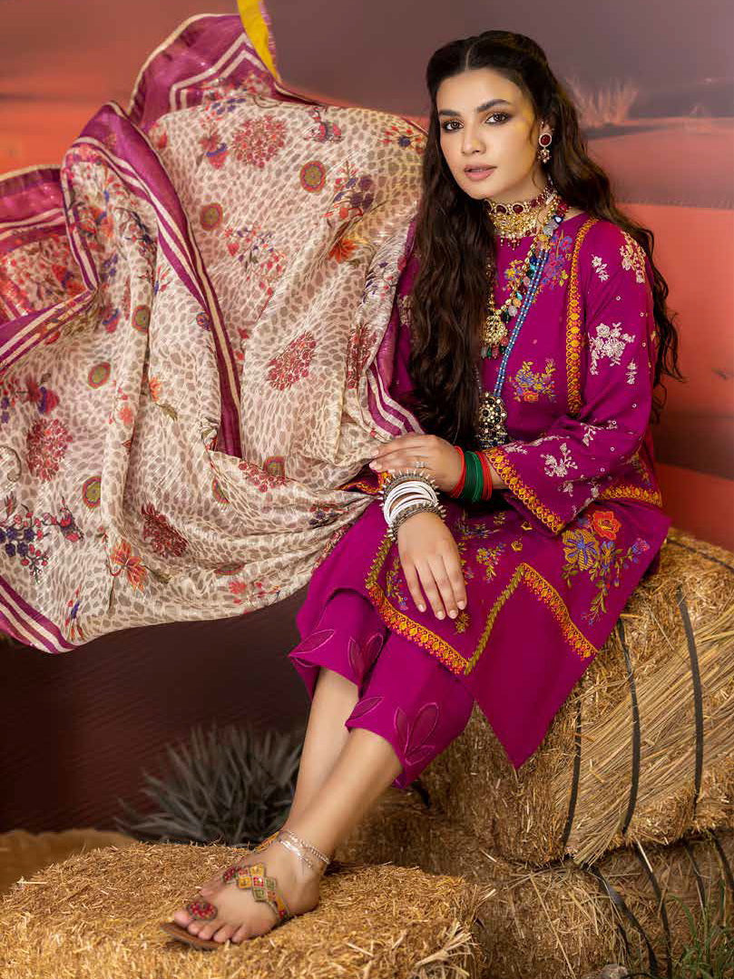 Charizma Meeras Embroidered Khaddar Unstitched 3Pc Suit CM-04