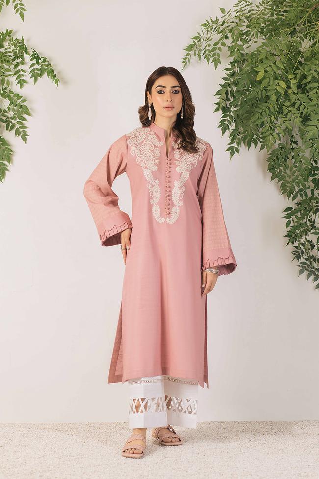 Nuriyaa Winter Tale Embroidered Pret Slub Khaddar 1pc Shirt - CORAL - FaisalFabrics.pk