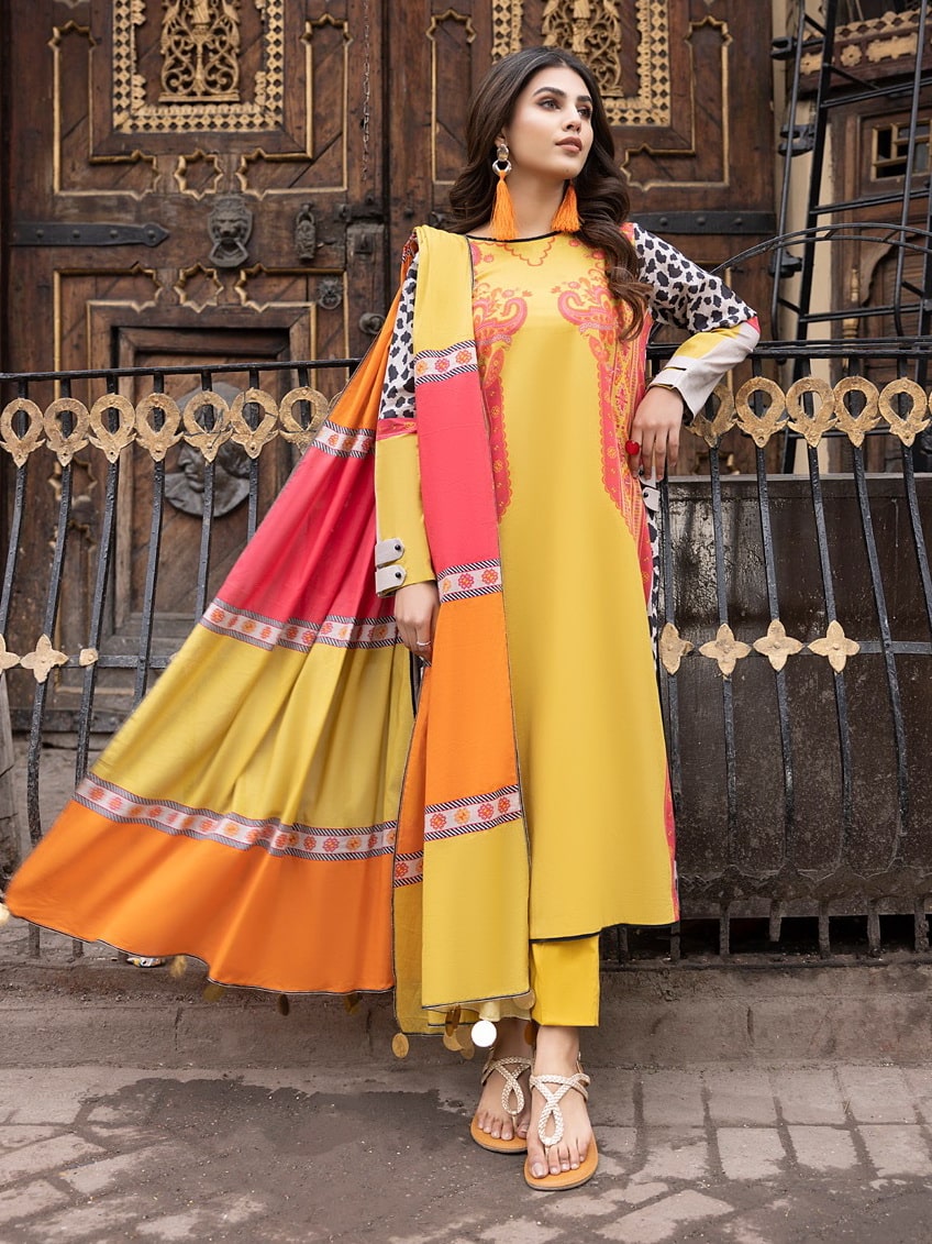 Charizma Beyond Casuals C-Prints Unstitched Lawn 3Pc Suit CP-005