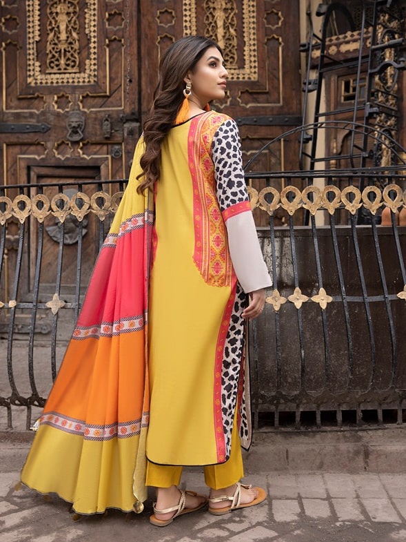 Charizma Beyond Casuals C-Prints Unstitched Lawn 3Pc Suit CP-005