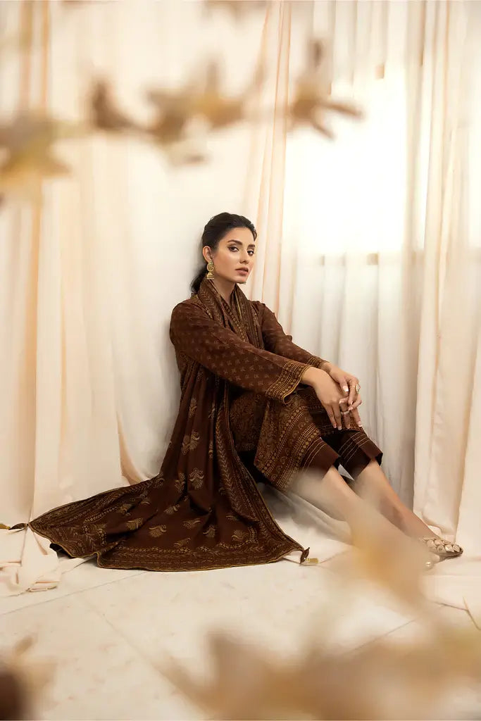 Lakhany Cashmi Vool Unstitched Printed 3Pc Suit CVC-1004-B