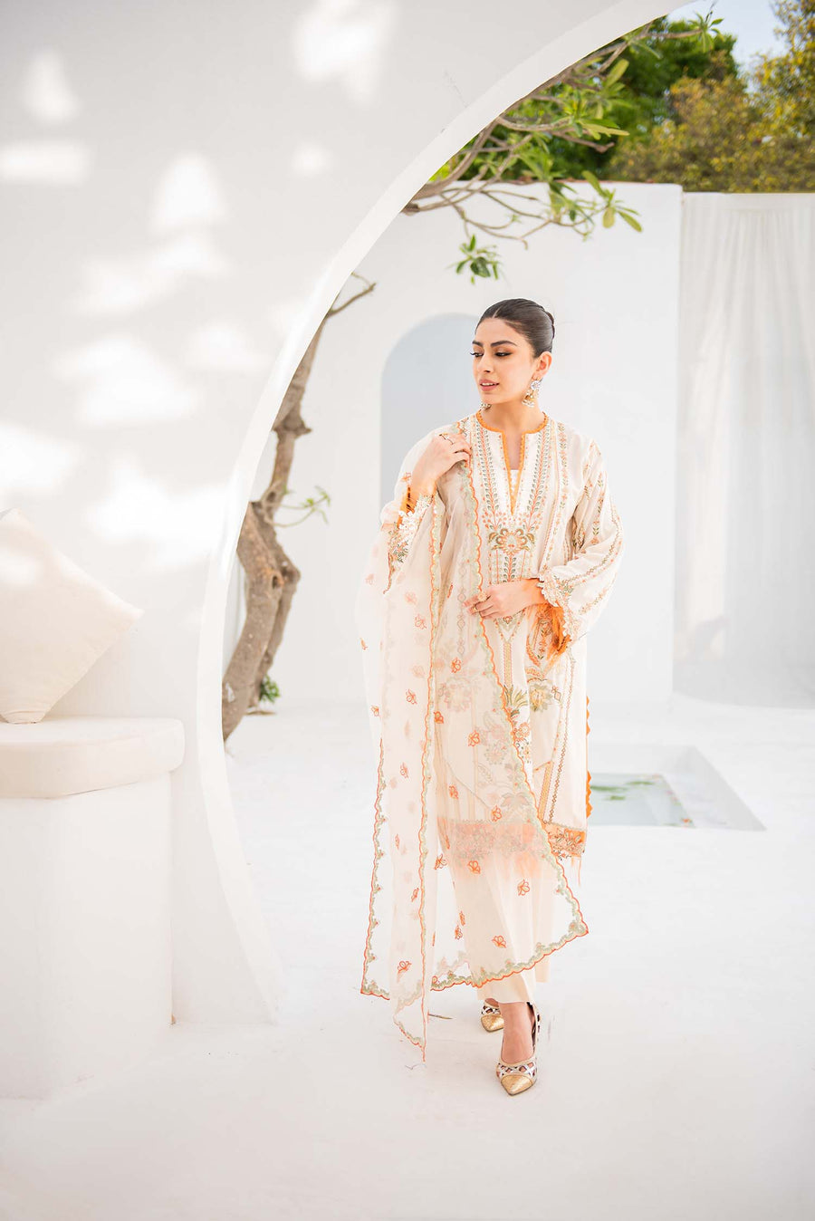 Nuriyaa Festive Formal 3 Piece Suit - Gul e Bano