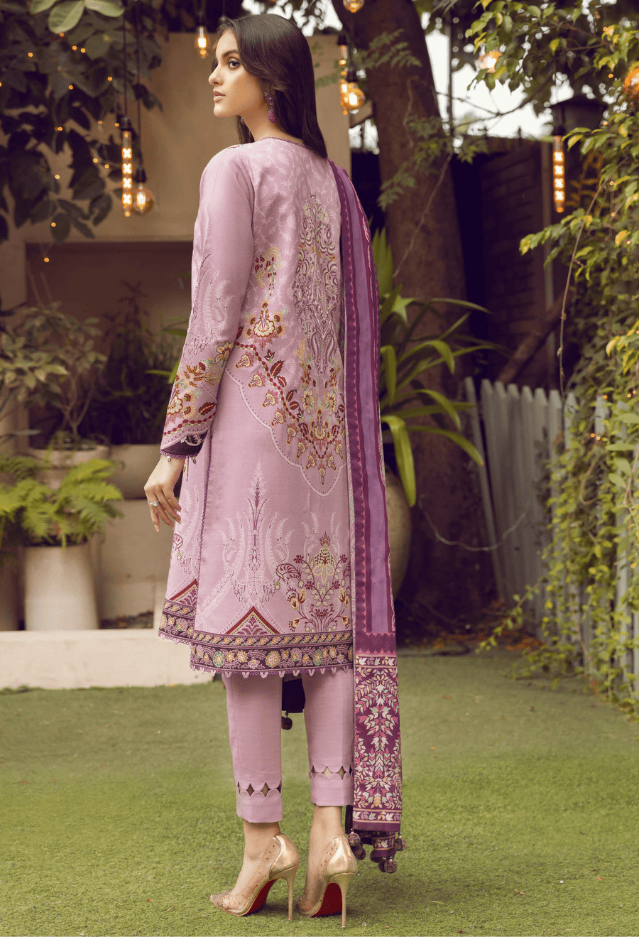 SERAN Blossoms Unstitched Embroidered Viscose 3Pc Suit D-05 Iris