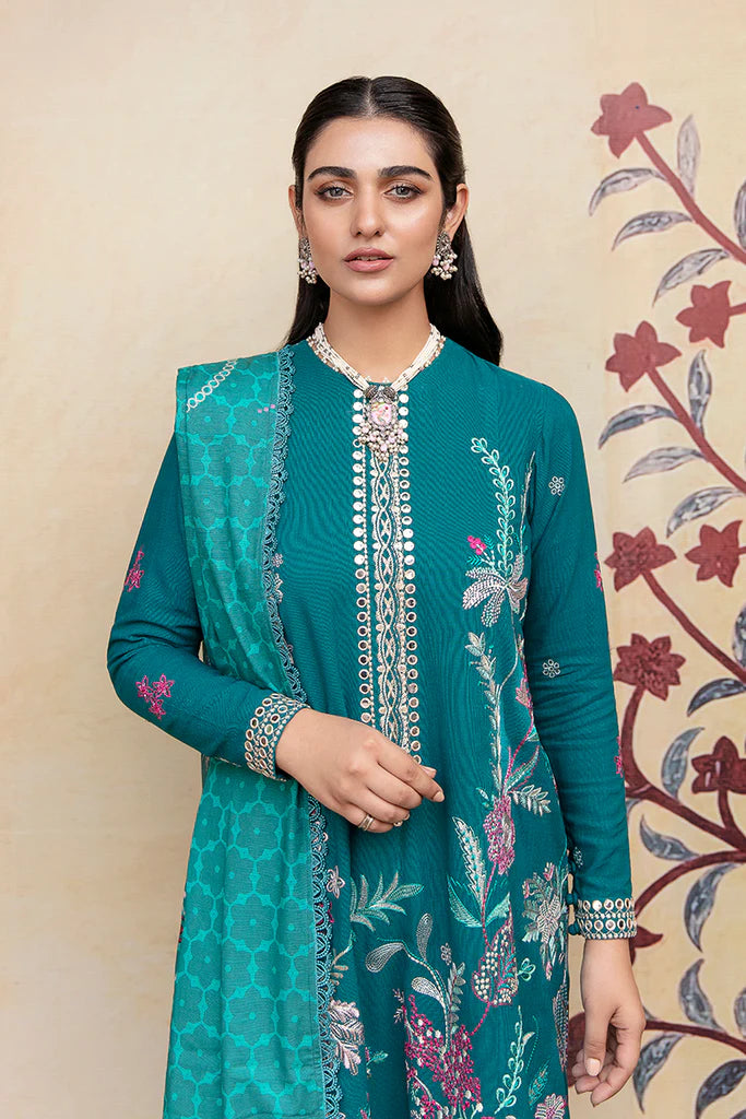 Cross Stitch Winter Edit Unstitched Khaddar 3Pc D-05 GARLAND BLOOM
