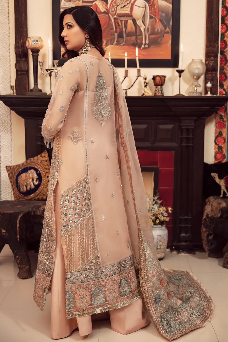 Gisele Sajni D-06 GULABO