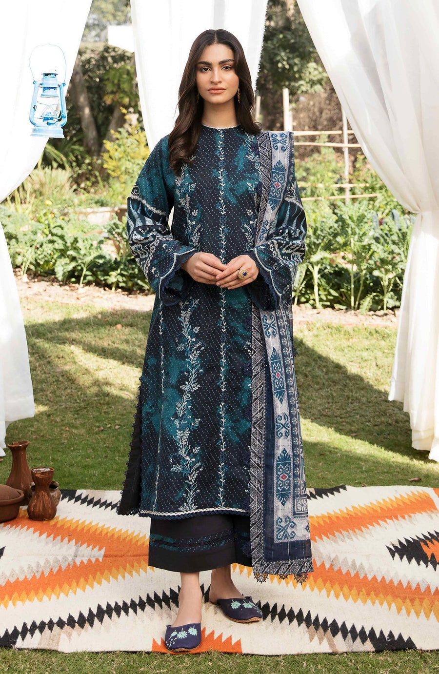 SERAN by Dynasty AFSANAH Unstitched Summer Lawn 3Pc Suit - KAAVISH