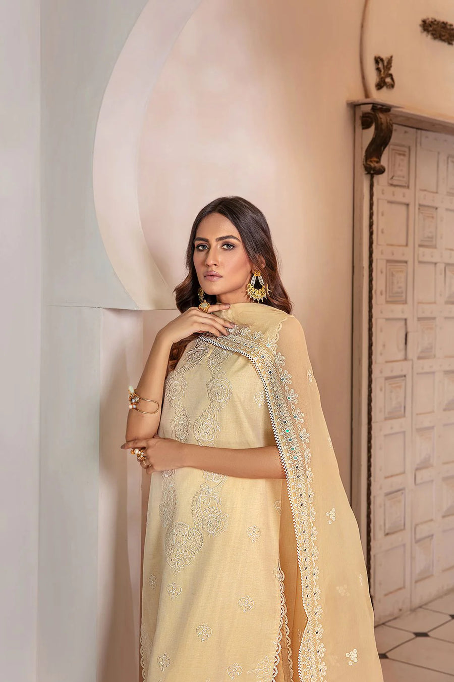 Zarish by Sanam Saeed Unstitched Embroidered Lawn 3Pc Suit D-09