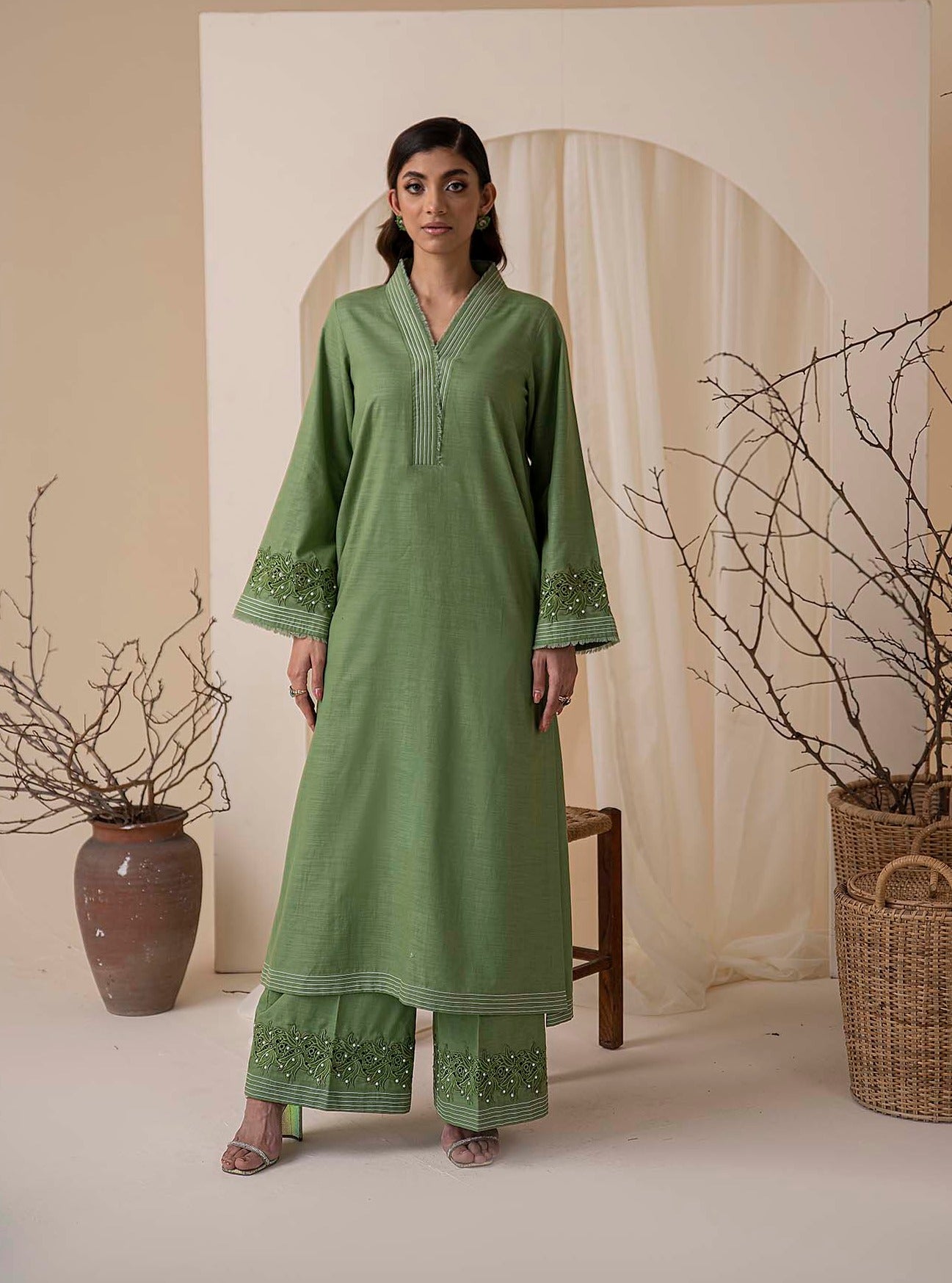 Nuriyaa Winter Pret Embroidered Peach Wool 2 Piece Suit - Nyra Nuriyaa Winter Pret Embroidered Peach Wool 2 Piece Suit - Nyra