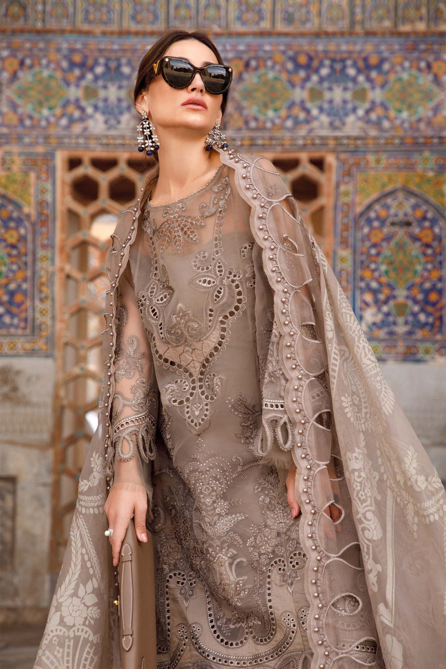 Maria.B Voyage A Luxe Lawn Unstitched Embroidered 3Piece Suit D-2303-B