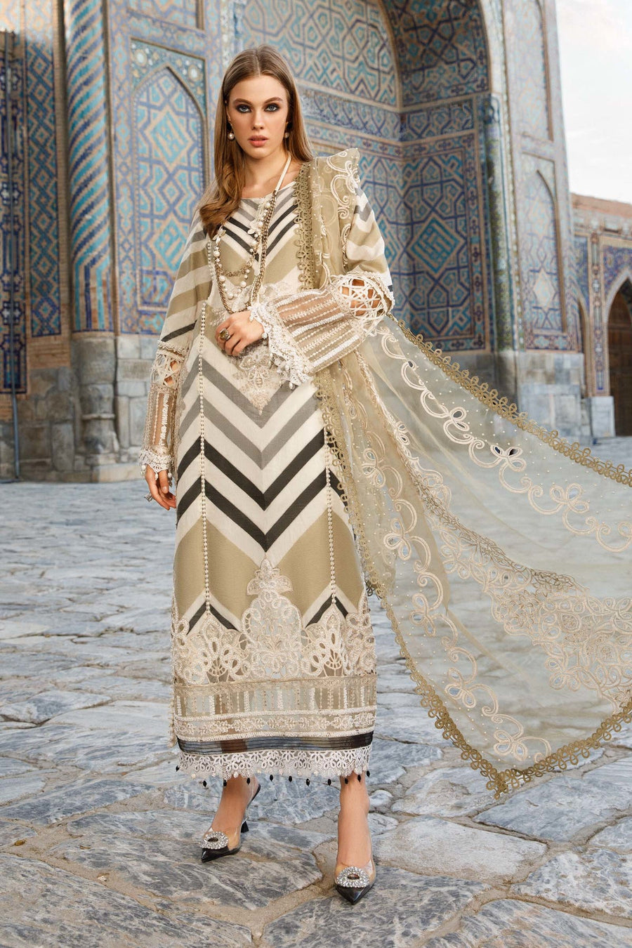 Maria.B Voyage A Luxe Lawn Unstitched Embroidered 3Piece Suit D-2314-A
