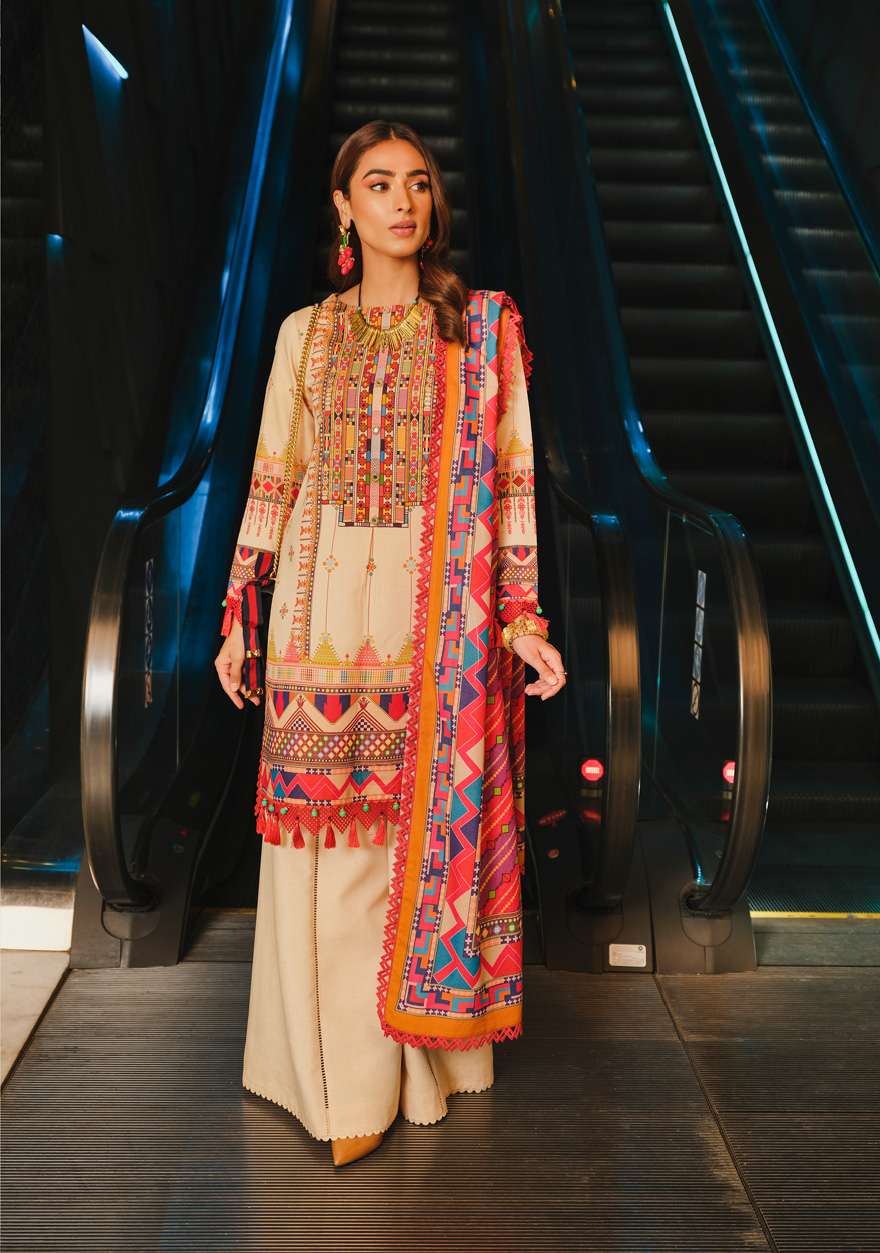 Rang Rasiya Dosti The Winter Affair Unstitched 3Pc Suit D-34 Riya