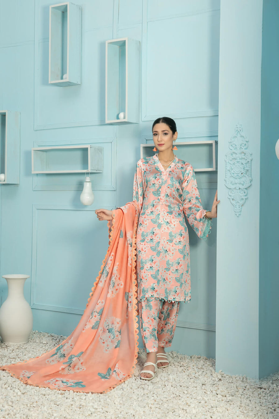 Tehreem by Tawakkal Fabrics Digital Printed Silk 3Pc Suit D-7877