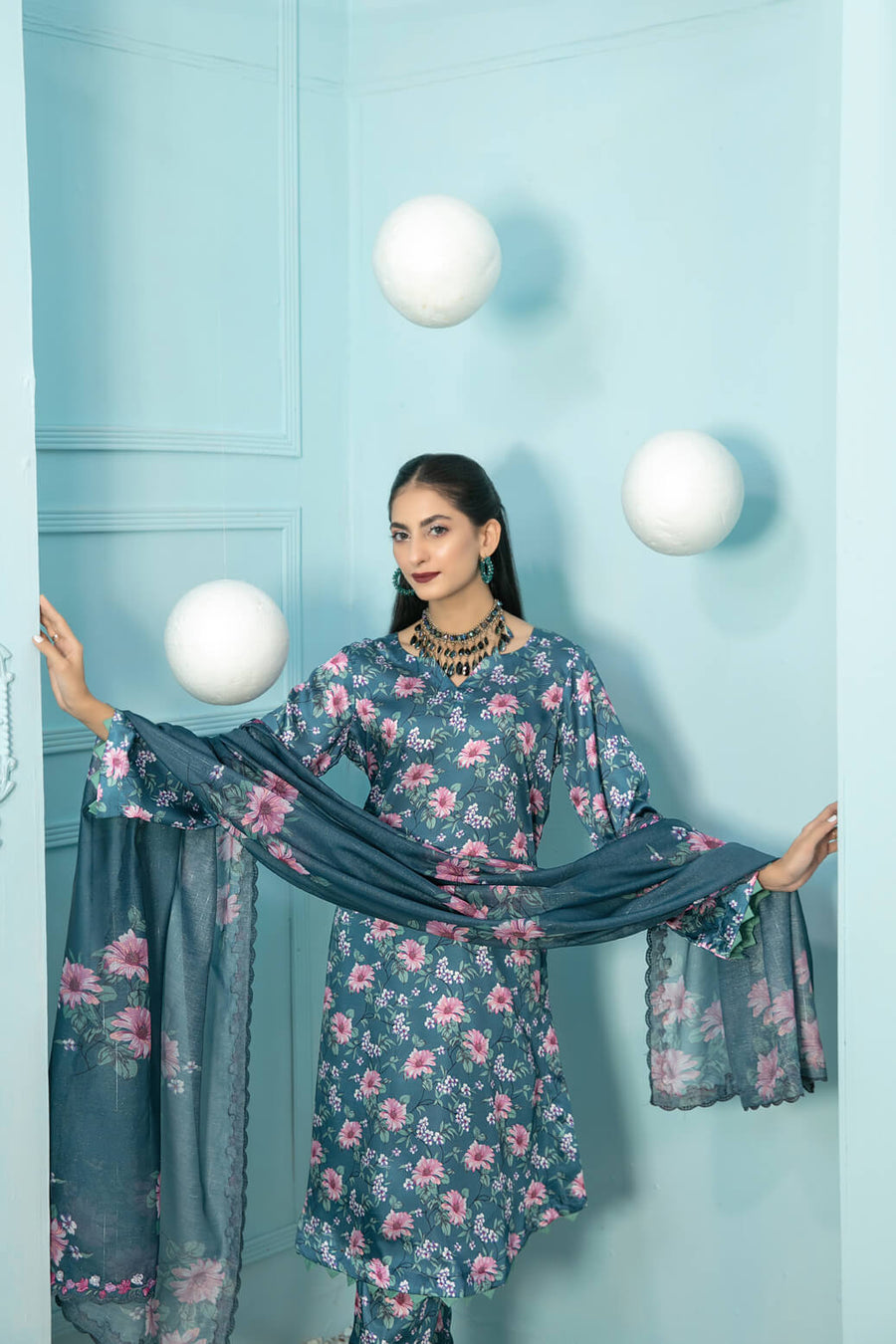 Tehreem by Tawakkal Fabrics Digital Printed Silk 3Pc Suit D-7879