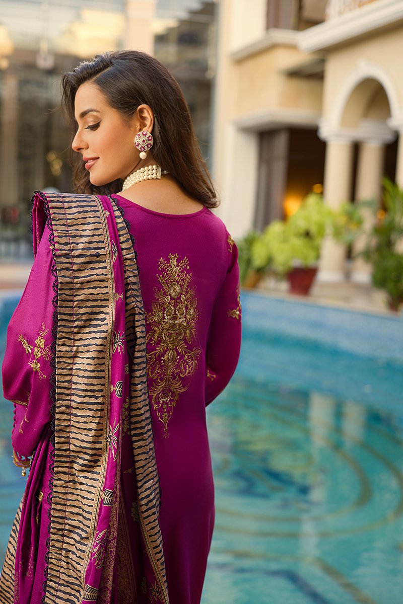 Rang Rasiya Premium Winter Unstitched 3pc Embroidered Suit D-11 Roshanay - FaisalFabrics.pk