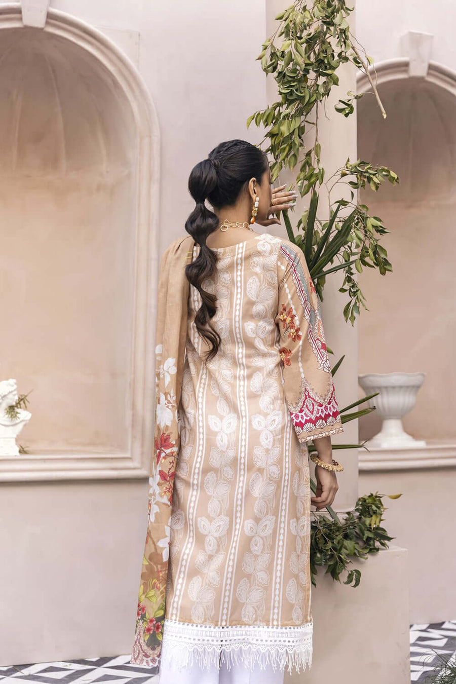 Nuriyaa Kashish D-01B