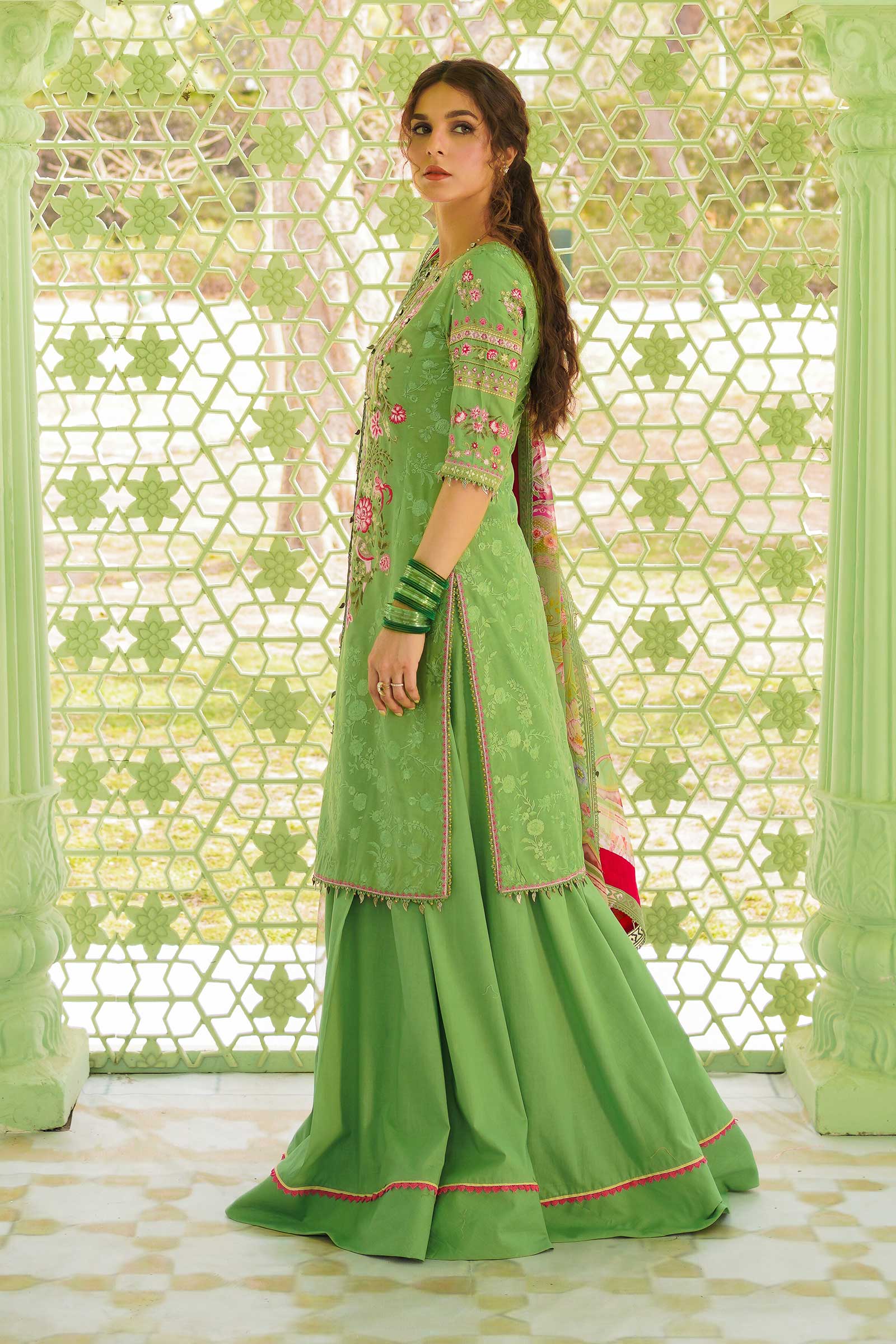Zara Shahjahan Unstitched Embroidered Lawn 3 Piece Suit D23-2A Zara Shahjahan Unstitched Embroidered Lawn 3 Piece Suit D23-2A