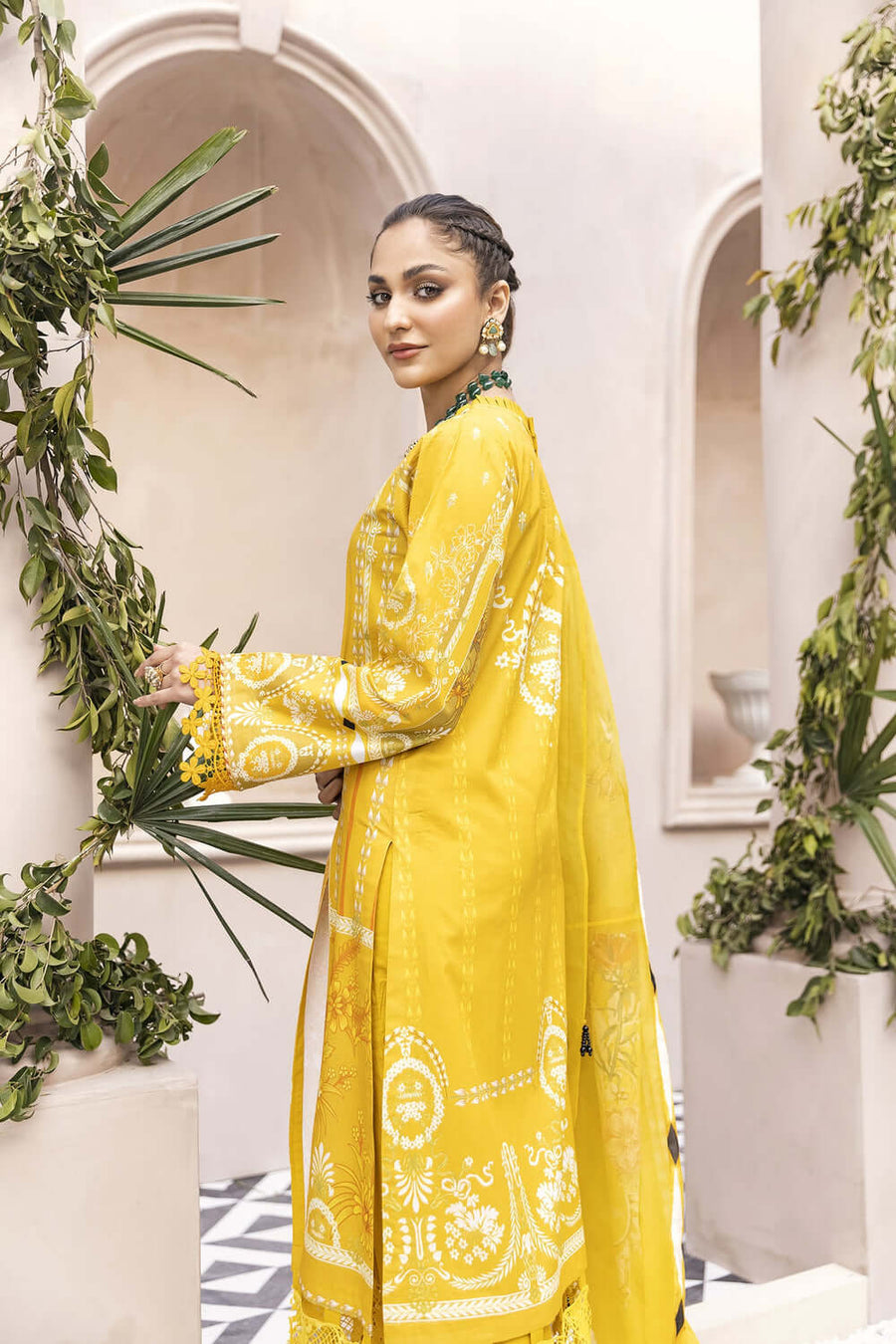 Nuriyaa Kashish D-03B