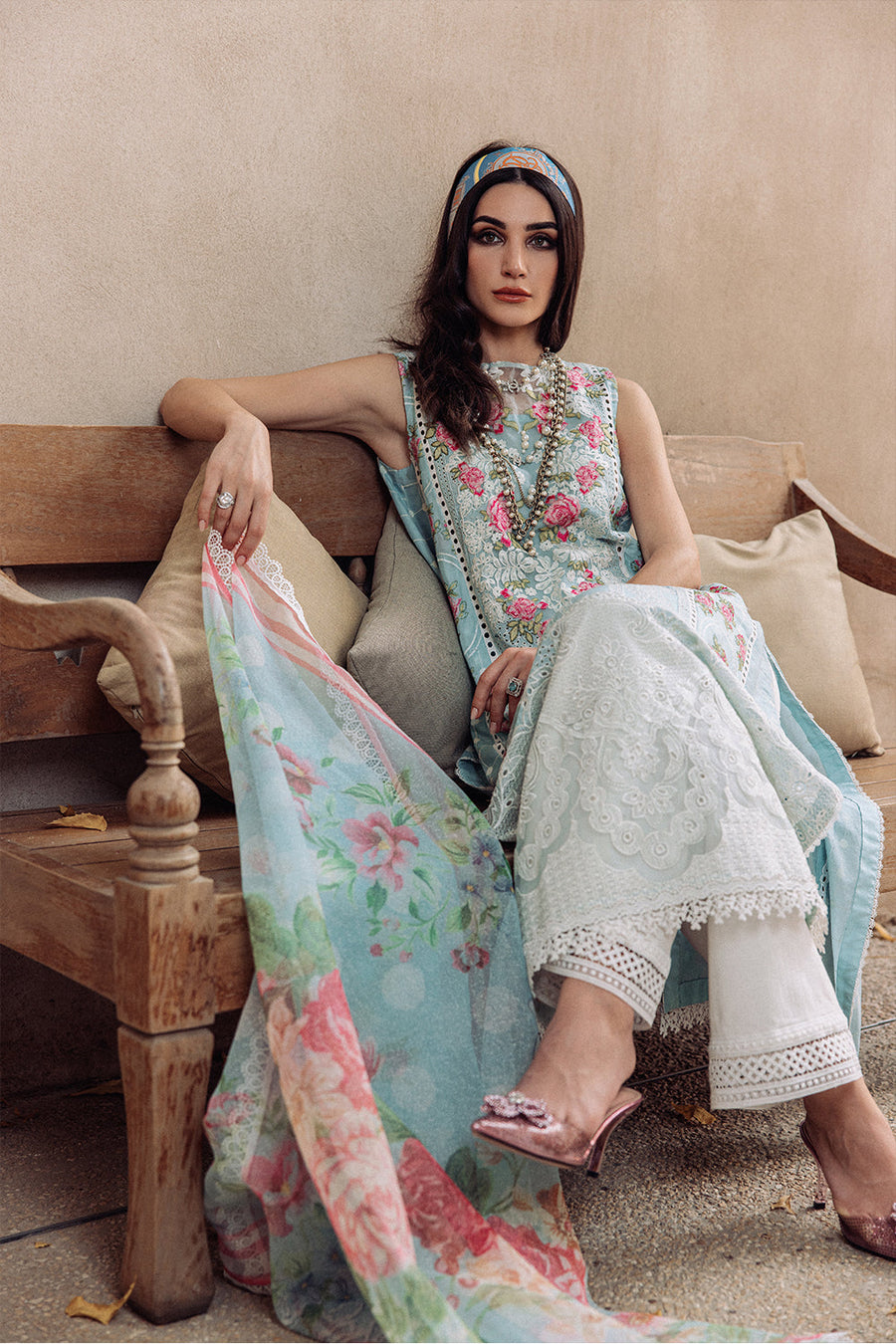 Saira Rizwan Embroidered Luxury Lawn Unstitched 3Pc Suit DAPHNE SR-01