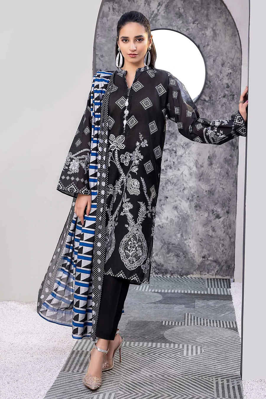 SO Kamal Ready To Wear Paste Printed Lawn 2Pc Suit DPL-2237