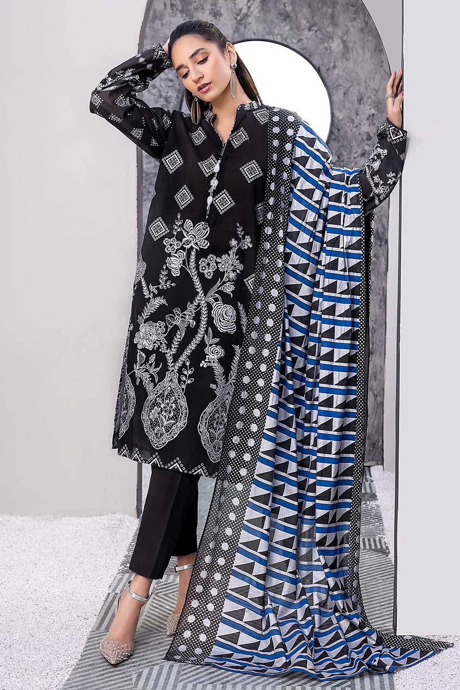 SO Kamal Ready To Wear Paste Printed Lawn 2Pc Suit DPL-2237