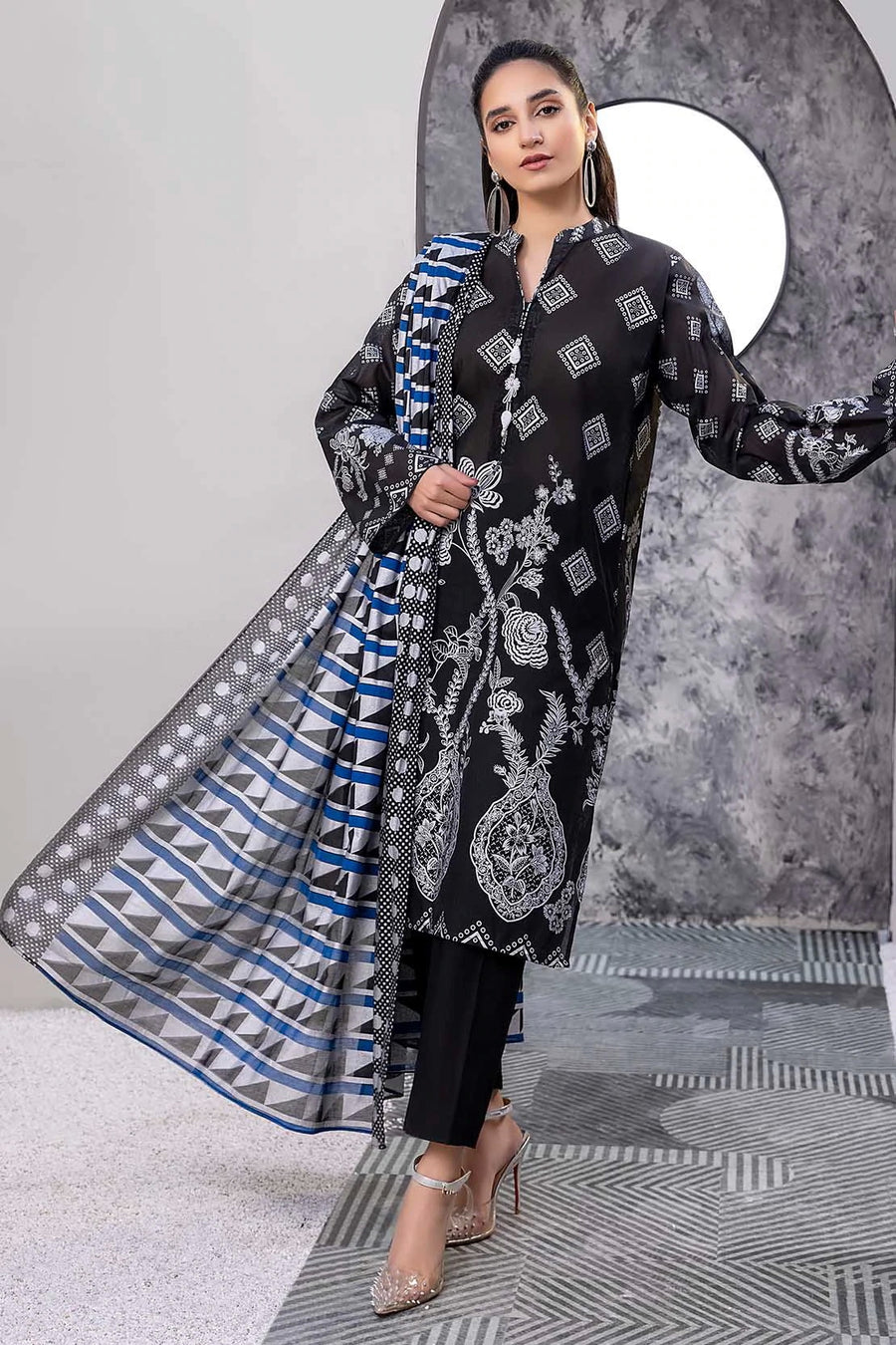 SO Kamal Ready To Wear Paste Printed Lawn 2Pc Suit DPL-2237