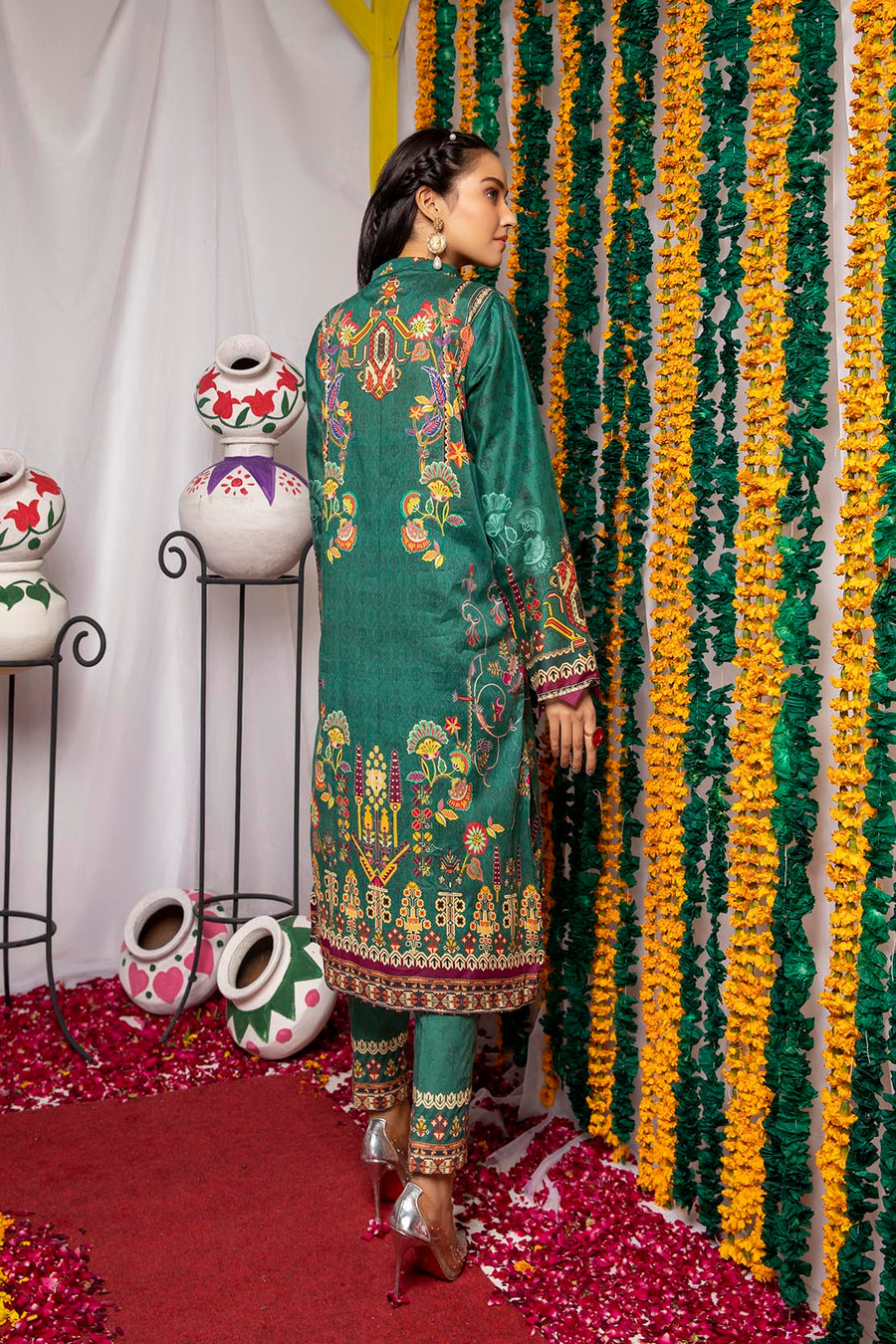 So Kamal Lawn 2021 2 Piece Unstitched Embroidered Suit DPL 1167 - FaisalFabrics.pk
