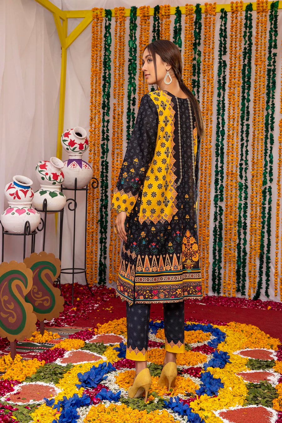 So Kamal Lawn 2021 2 Piece Unstitched Embroidered Suit DPL 1169 - FaisalFabrics.pk
