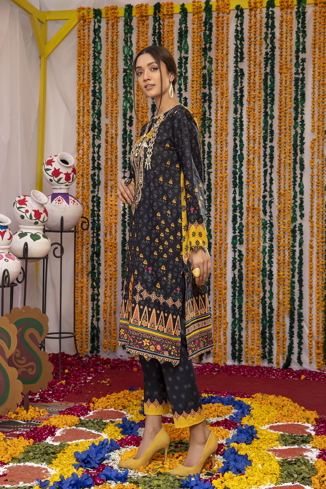 So Kamal Lawn 2021 2 Piece Unstitched Embroidered Suit DPL 1169 - FaisalFabrics.pk