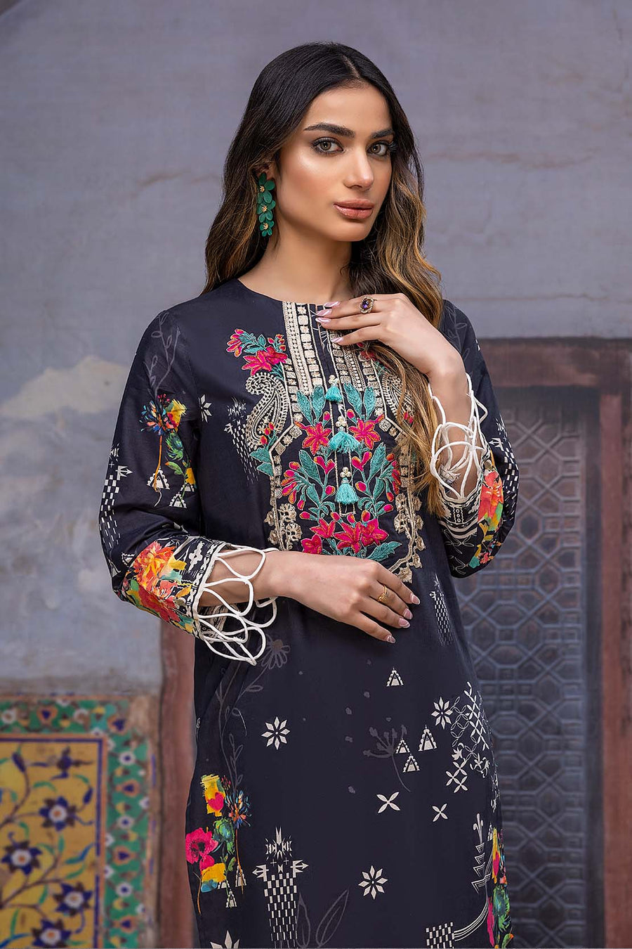 So Kamal “Hum Tum Hain Kamal” Embroidered Lawn Shirt DPL 2277