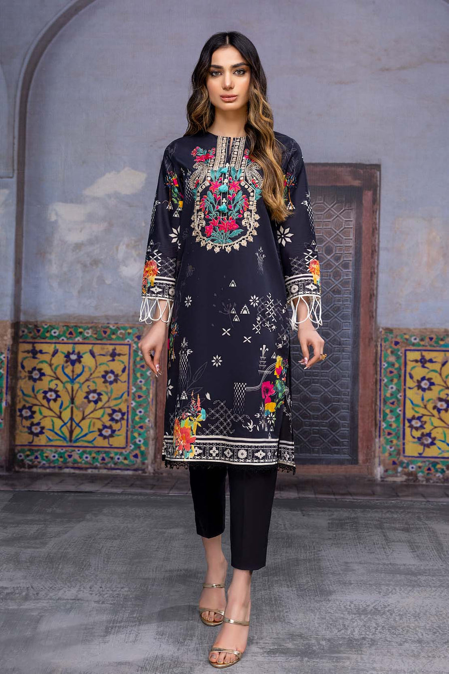 So Kamal “Hum Tum Hain Kamal” Embroidered Lawn Shirt DPL 2277