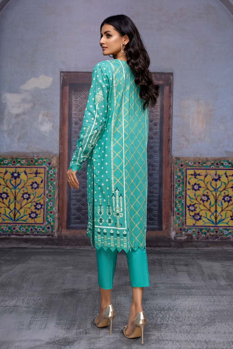 So Kamal “Hum Tum Hain Kamal” Embroidered Lawn Shirt DPL 2294