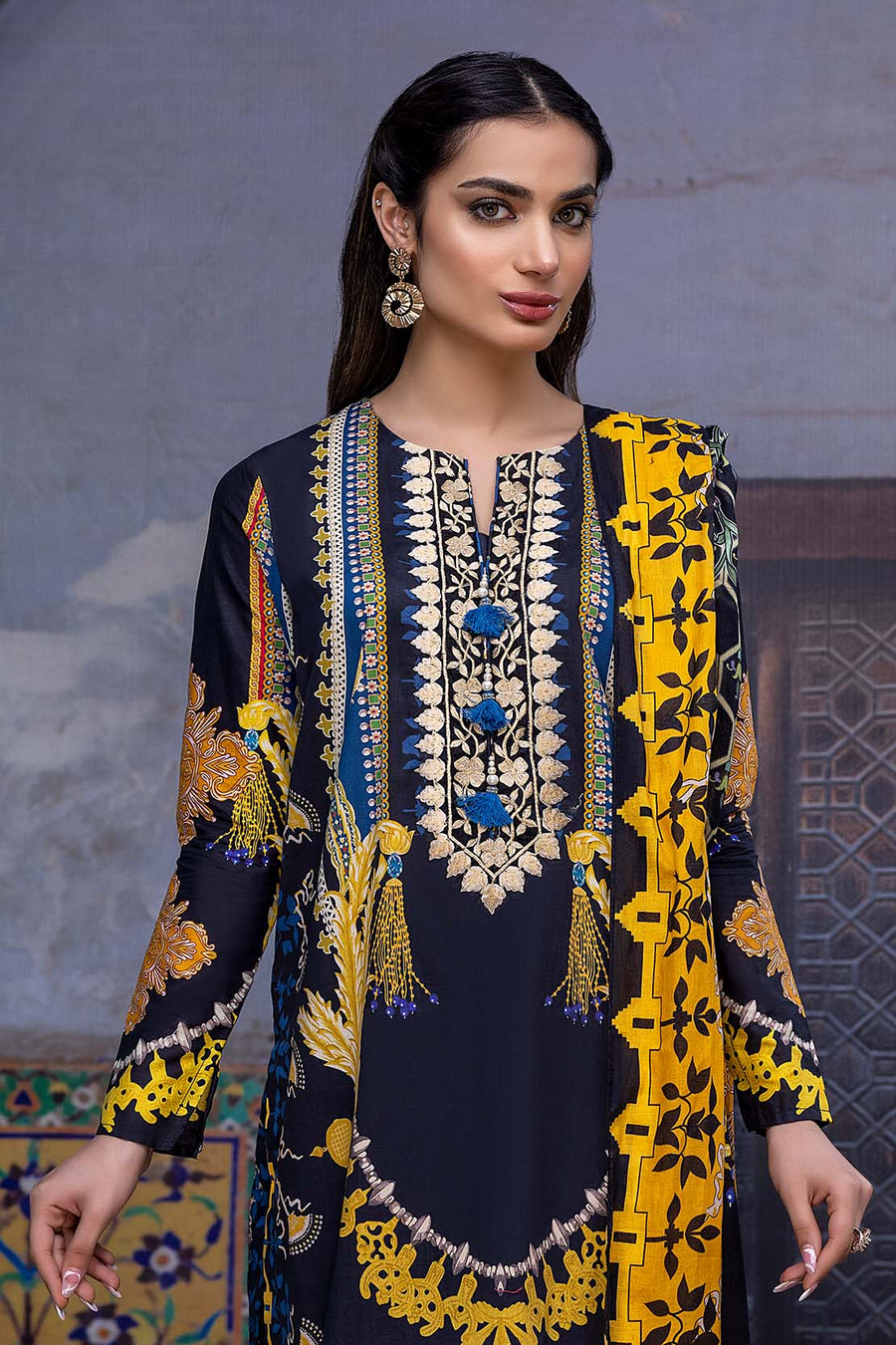 So Kamal “Hum Tum Hain Kamal” Embroidered Lawn 2Pc Suit DPL 2323