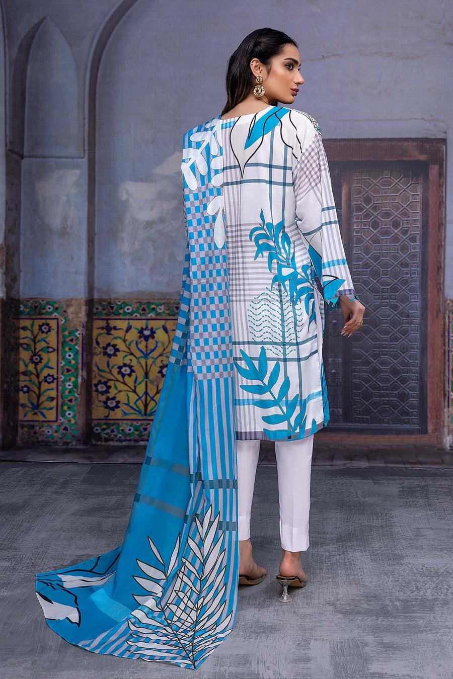 So Kamal “Hum Tum Hain Kamal” Printed Lawn 2Pc Suit DPL 2330