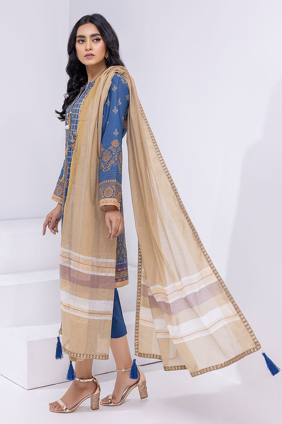 So Kamal “Hum Tum Hain Kamal” Printed Lawn 3Pc Suit DPL 2369