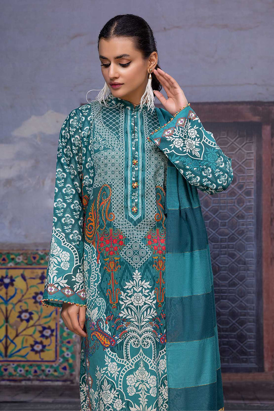 So Kamal “Hum Tum Hain Kamal” Printed Lawn 3Pc Suit DPL 2370